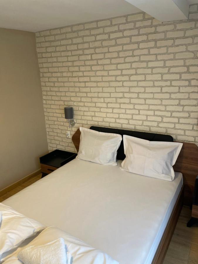 Family Hotel Malibu 체르노모레츠 외부 사진