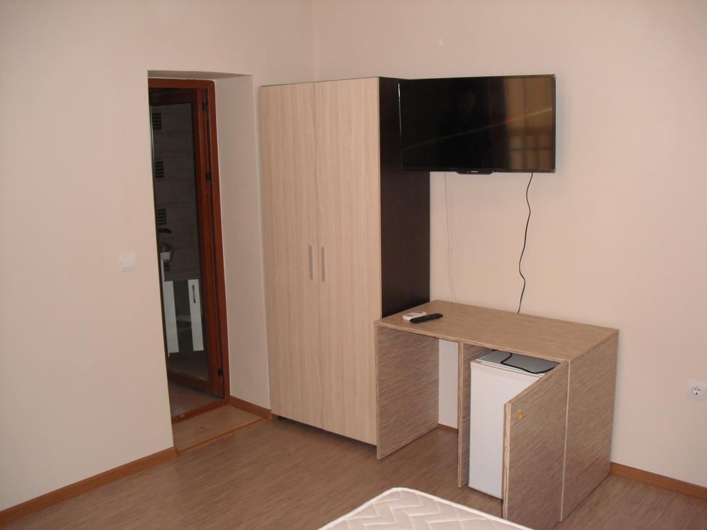 Family Hotel Malibu 체르노모레츠 외부 사진