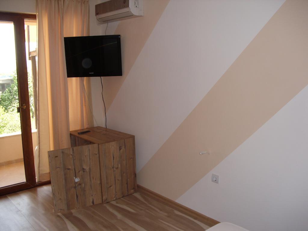Family Hotel Malibu 체르노모레츠 객실 사진