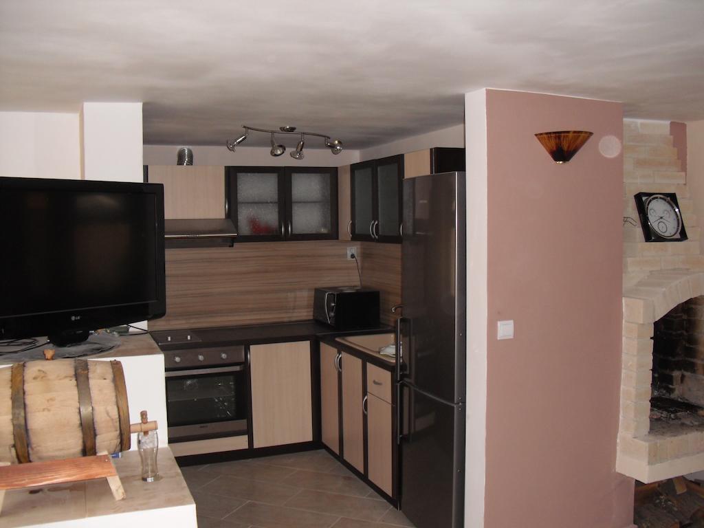 Family Hotel Malibu 체르노모레츠 외부 사진